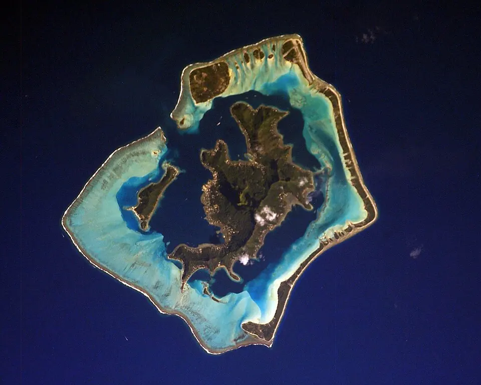 Photograph of Bora Bora, French Polynesia