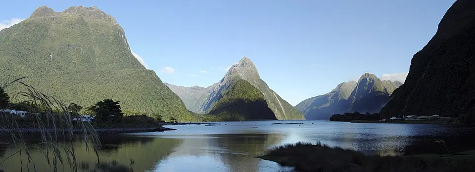 Photograph of Milford Sound / Piopiotahi, New Zealand